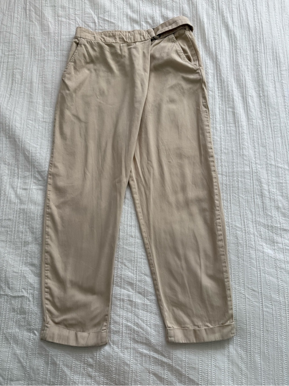 Zara Men's Khaki Beige Chinos - Relaxed Taper